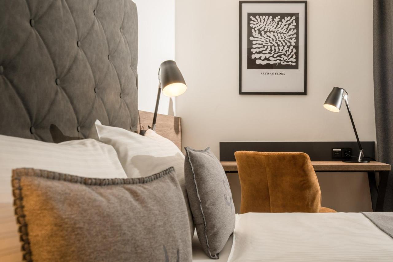 Landhotel Sonne Neuendettelsau المظهر الخارجي الصورة